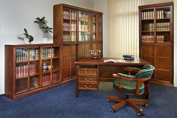 Мебель для кабинета и домашней библиотеки из массива дерева Кенигсберг.